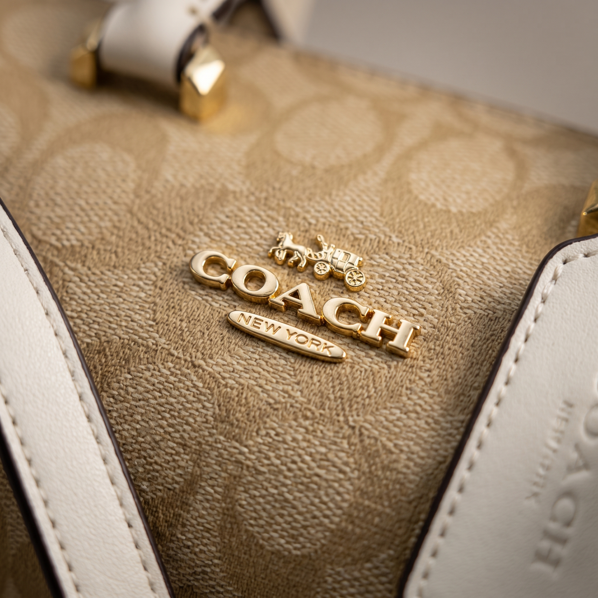 Coach